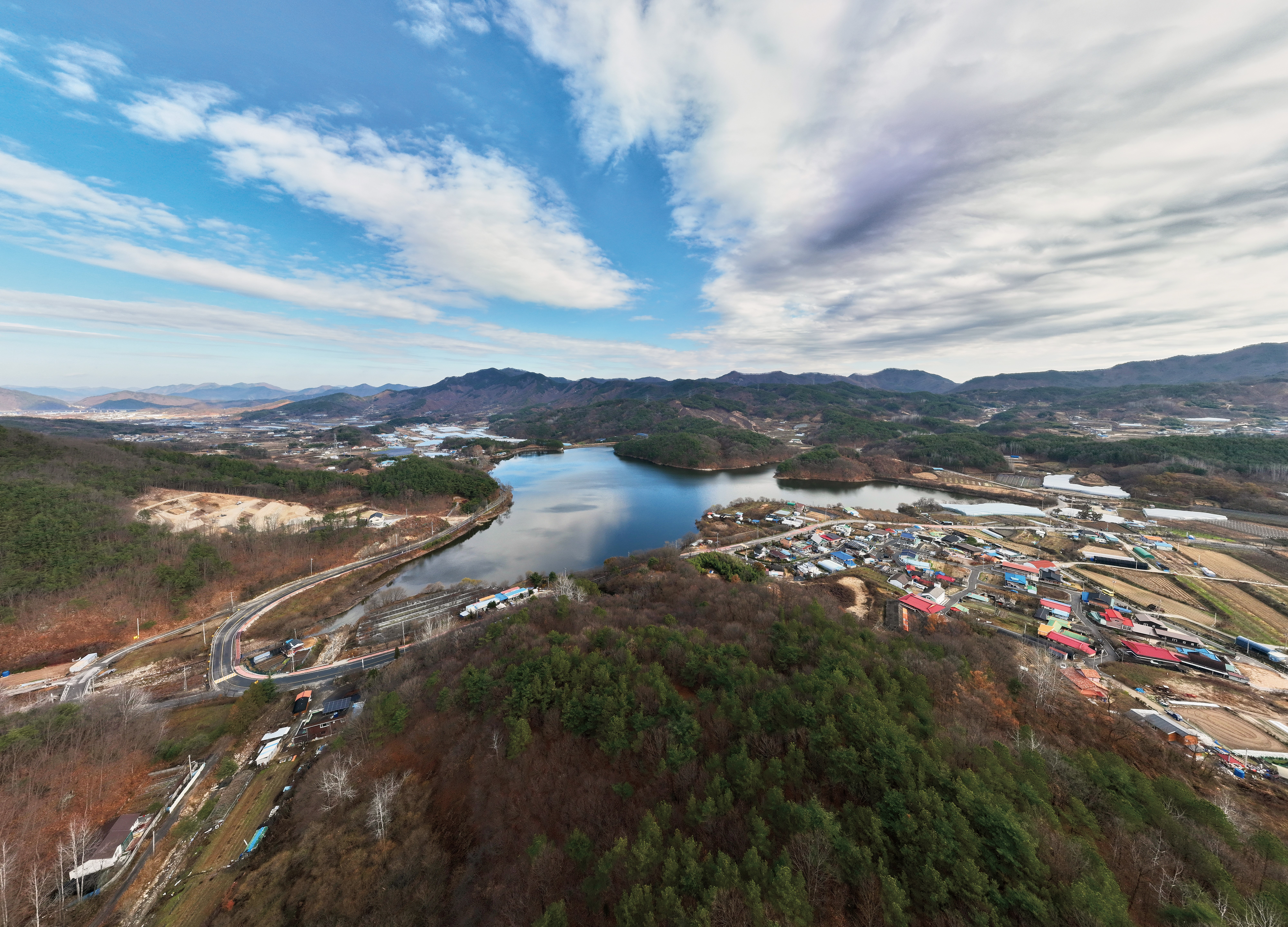 충북 옥천 개심저수지